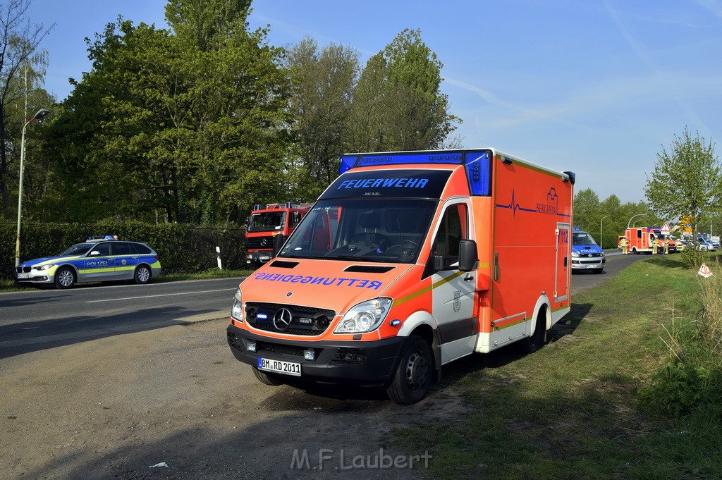 Schwerer VU LKW Zug Bergheim Kenten Koelnerstr P034.JPG - Miklos Laubert